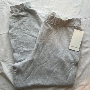 LULU gray jogger 16